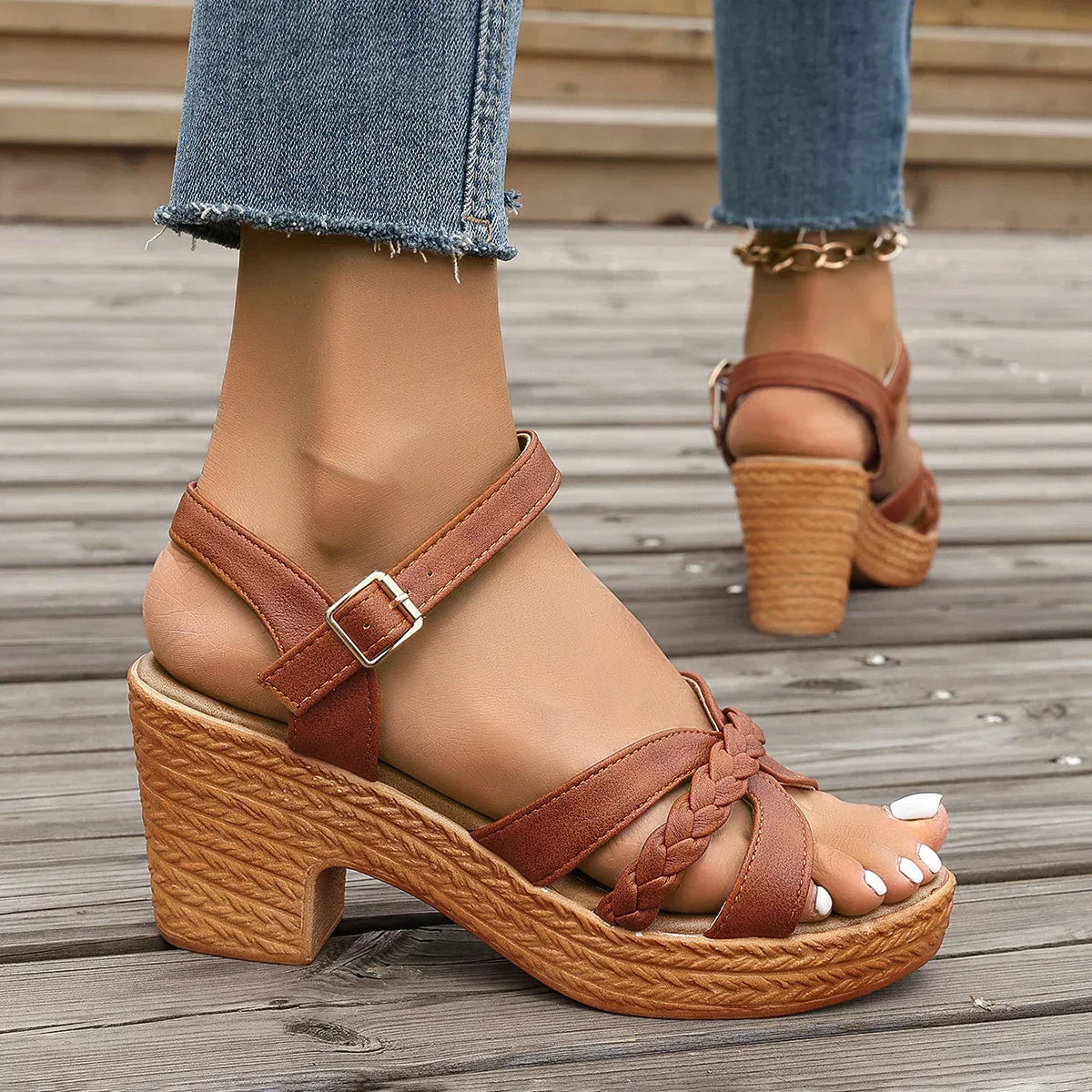 Sarah - Orthopaedic fashion sandals